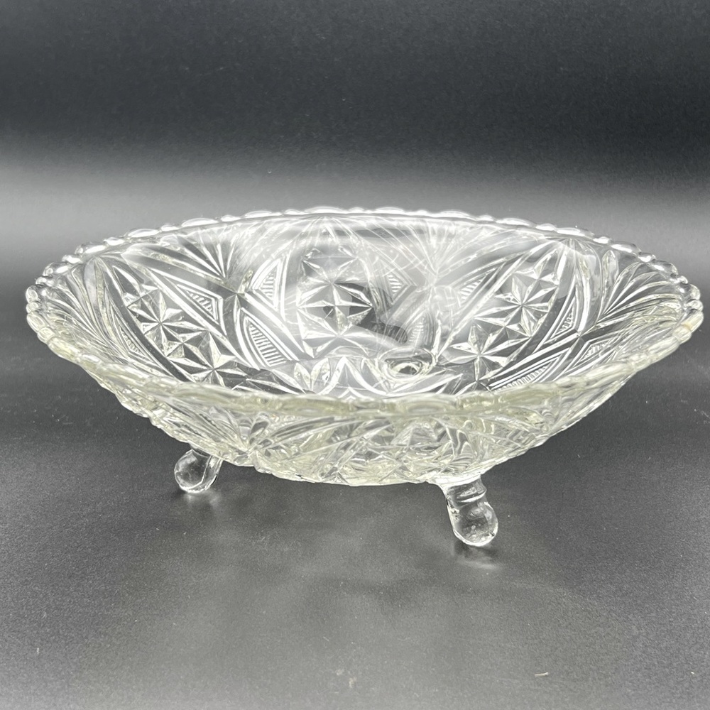 Vintage Anchor Hocking Fan and Arch Footed Bowl, Pressed Glass Bowl, centerpiece